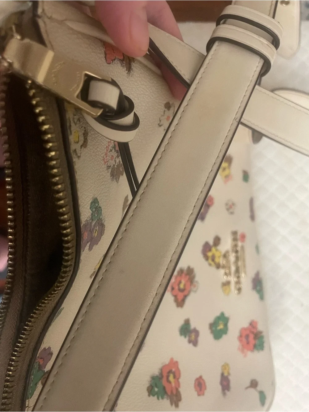 Coach Cream Floral Leather Key & Card Holder with Gold Logo